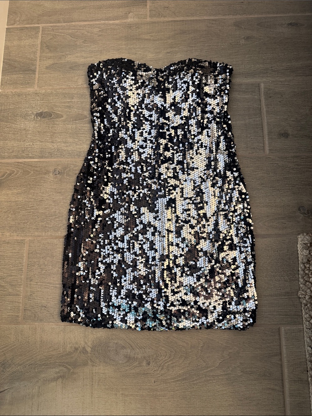 Strapless Sequin Bodycon Dress - Black & Silver